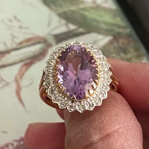 14k Two Tone Gold Diamond and Amethyst Ring Size 8 - Picture 3 of 7